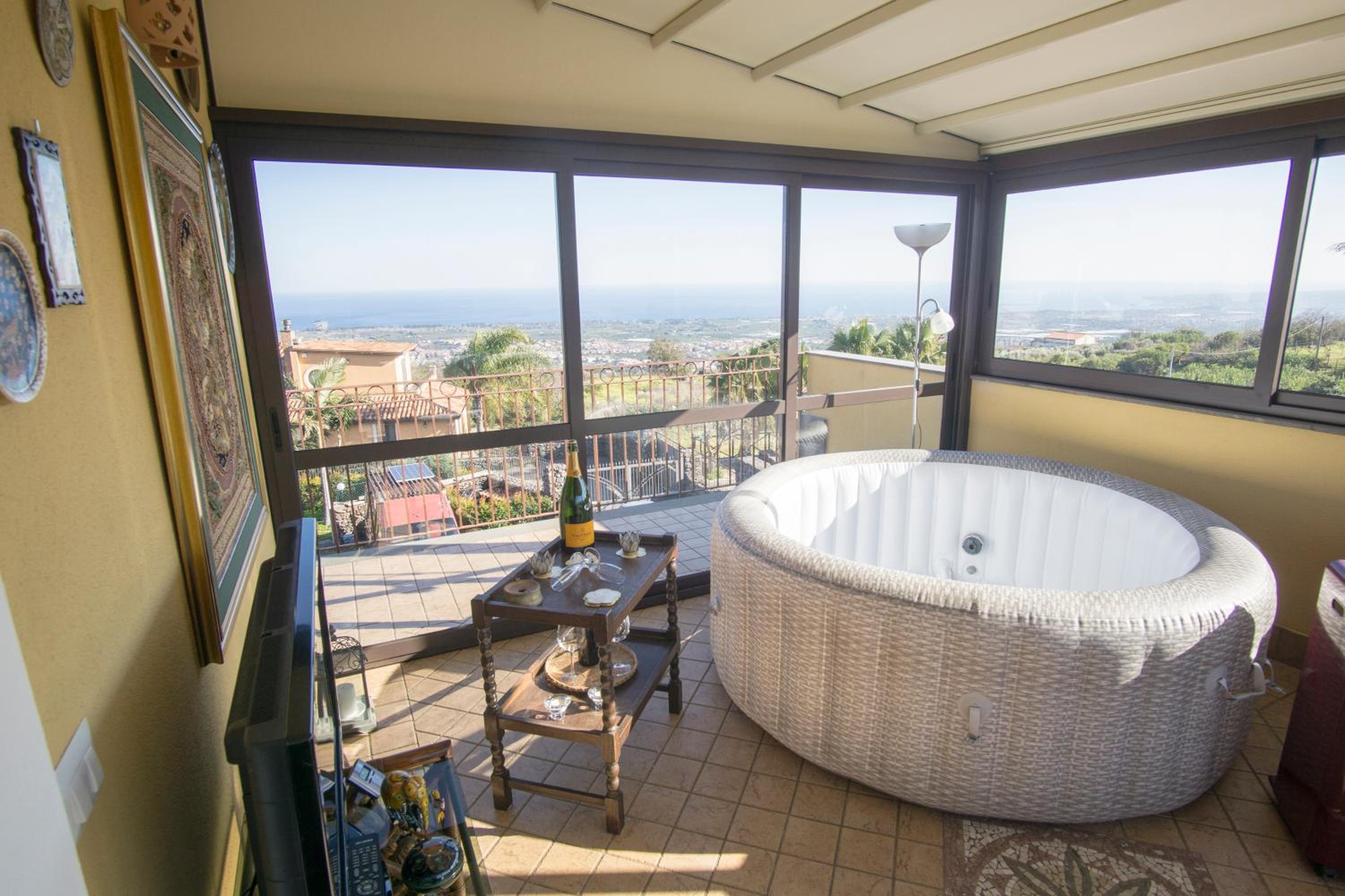 Villa Gusmano view 5