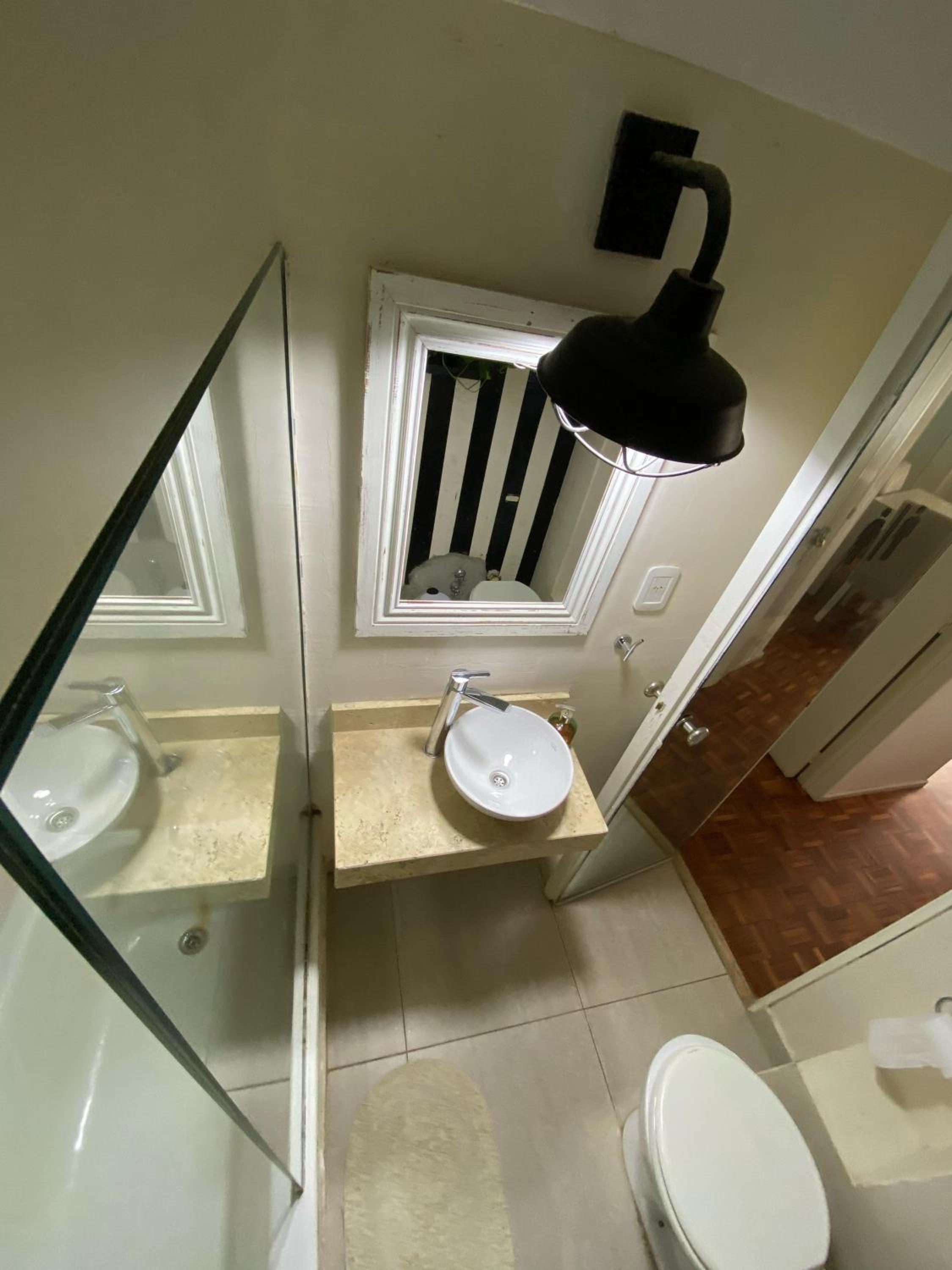 Recoleta stop apartment