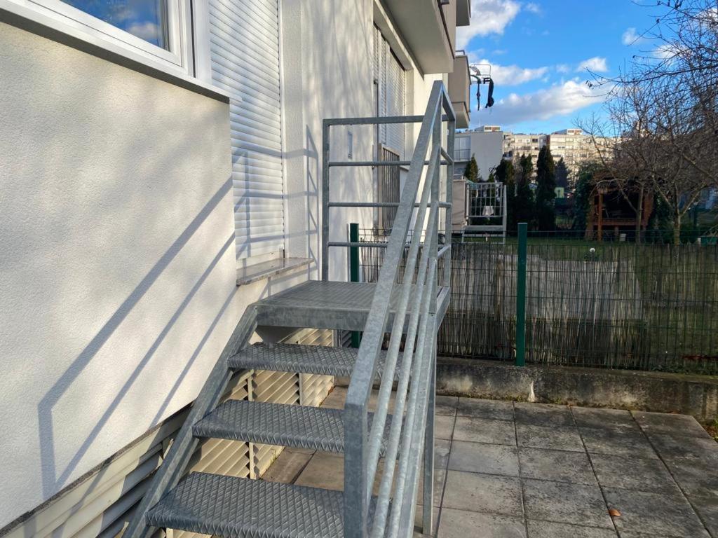 Studio Apartman Ana