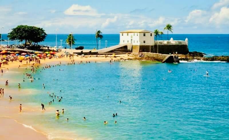 Lindo, Decorado, na Praia da Barra, em Salvador!