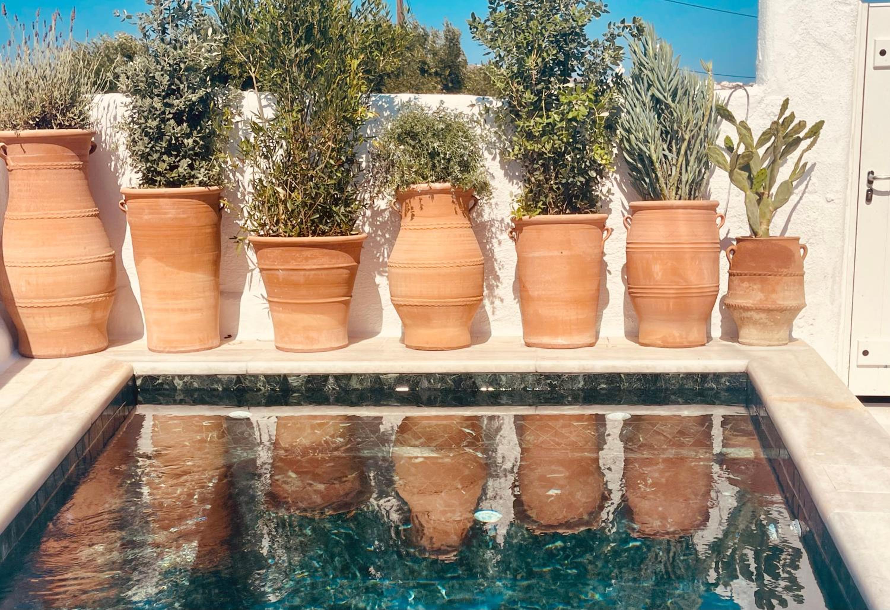 ROMEO AND JULIO SUMMER HOUSE photo 3