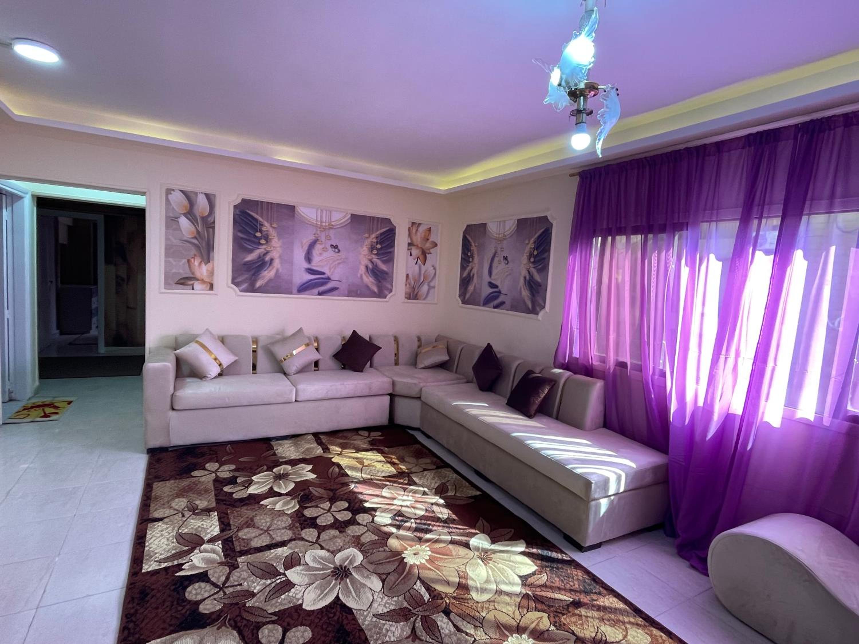 Adam McDonald's Abbas Al Aqqad Hotel