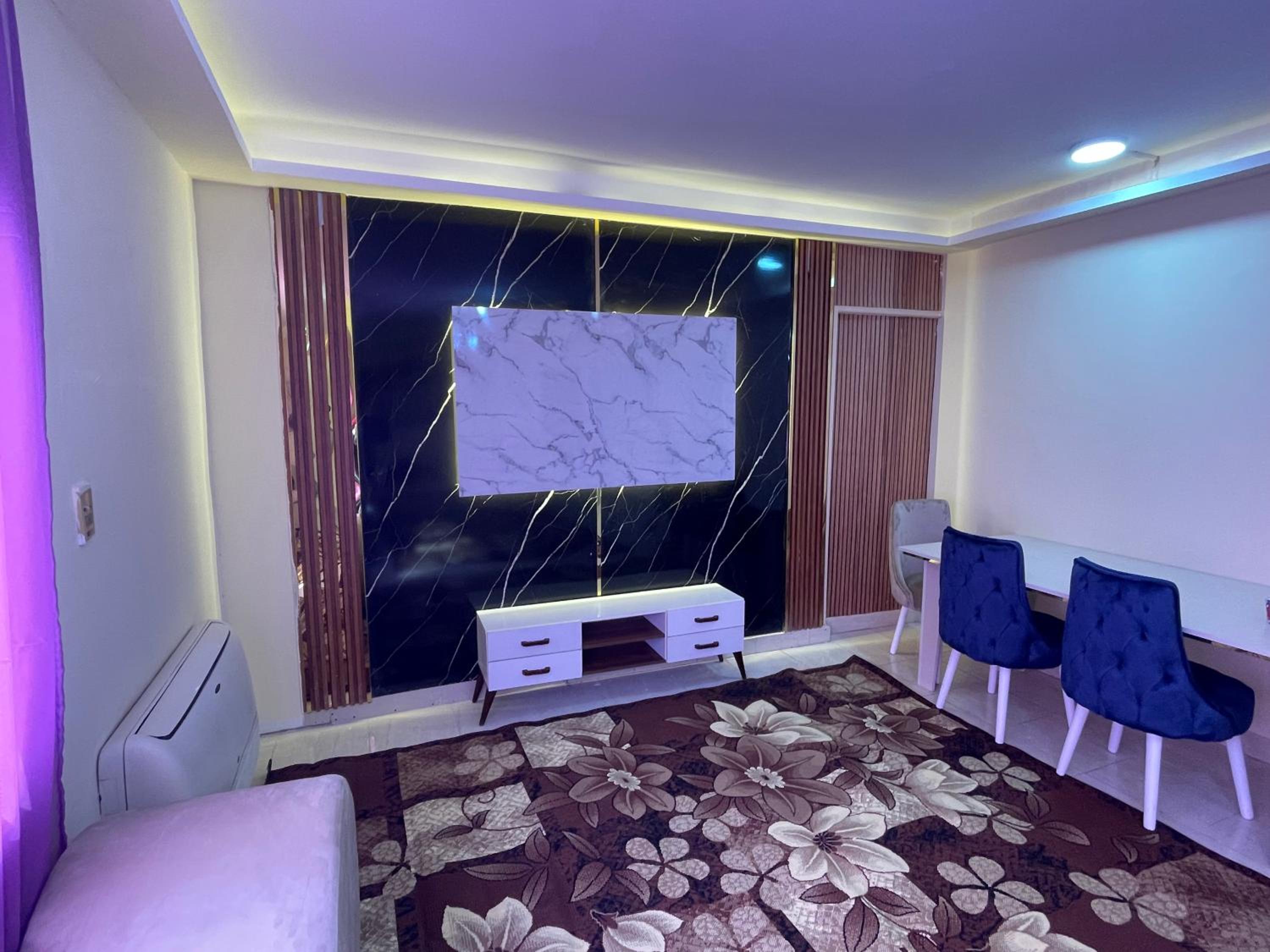 Adam McDonald's Abbas Al Aqqad Hotel