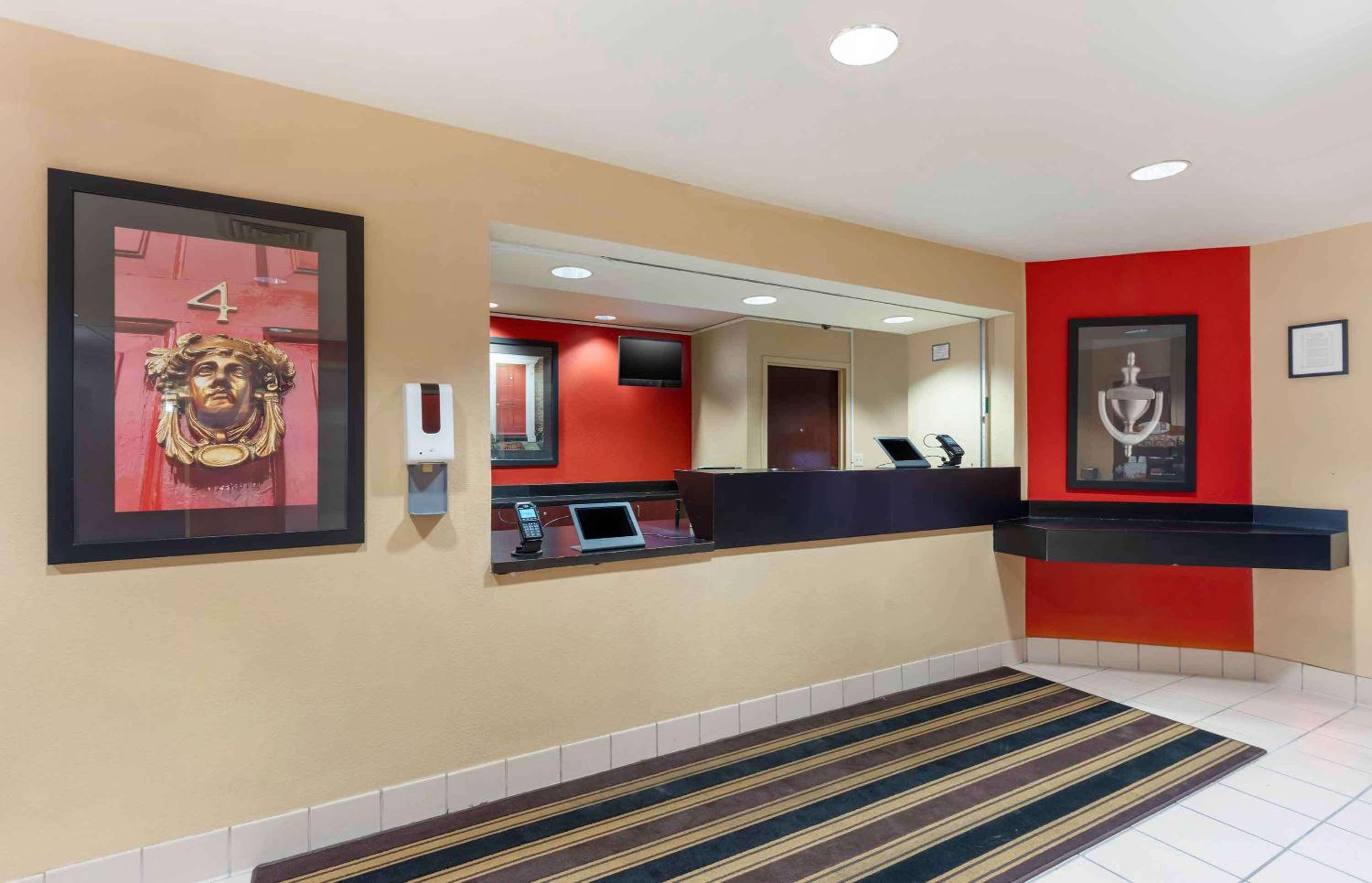 Extended Stay America Suites - Sacramento - Vacaville view 4