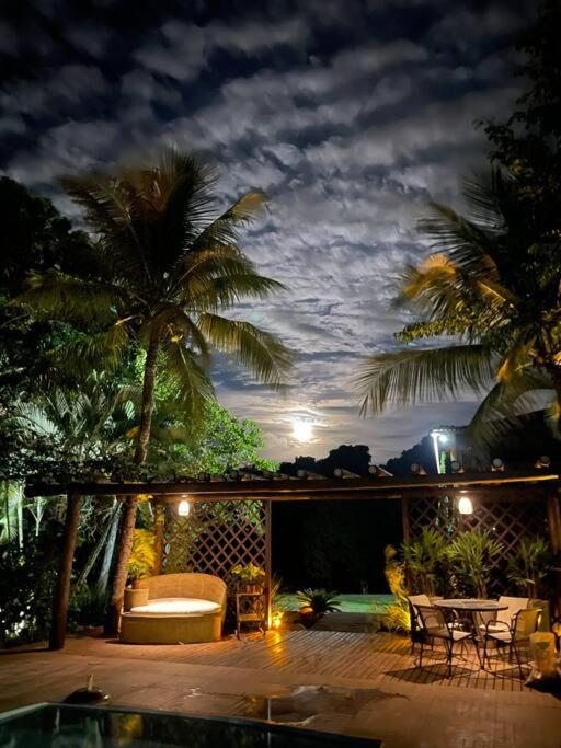 Casa em Saquarema com 8 suítes.