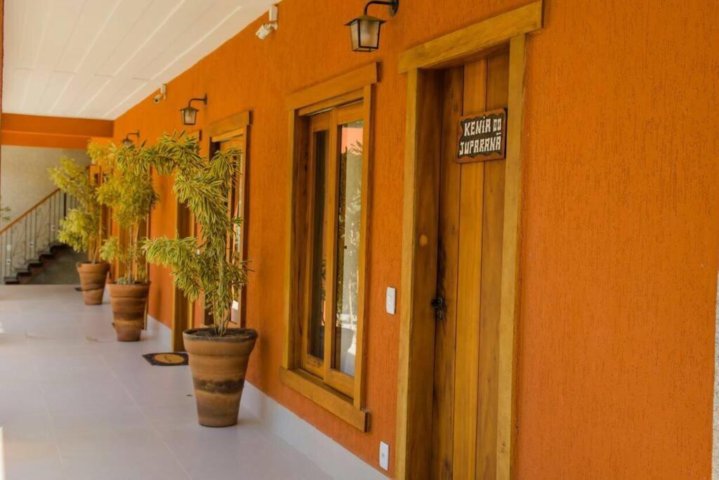 Casa em Saquarema com 8 suítes.