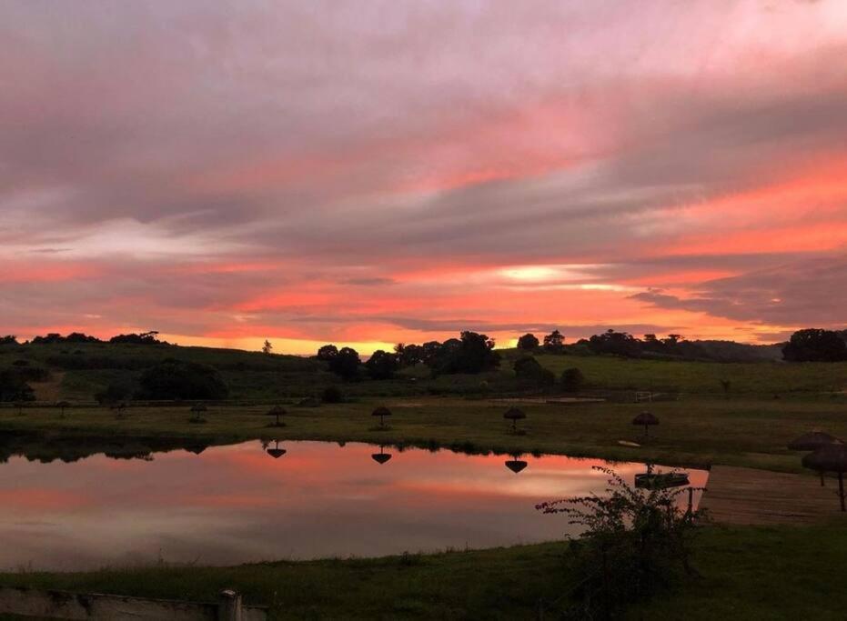 Casa em Saquarema com 8 suítes.