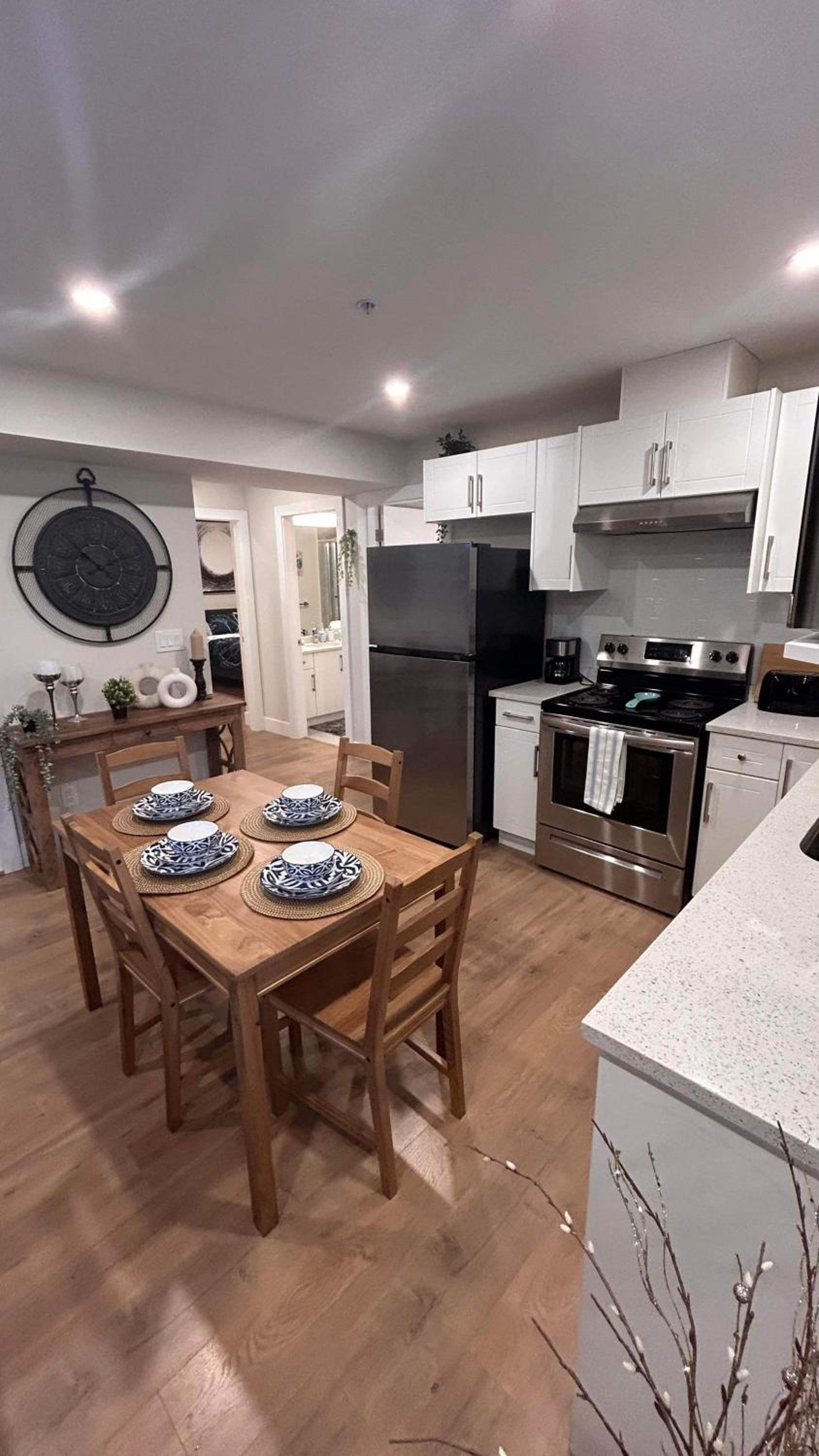 New, Spacious 2 Bedrooms in Downtown With Free Parking!