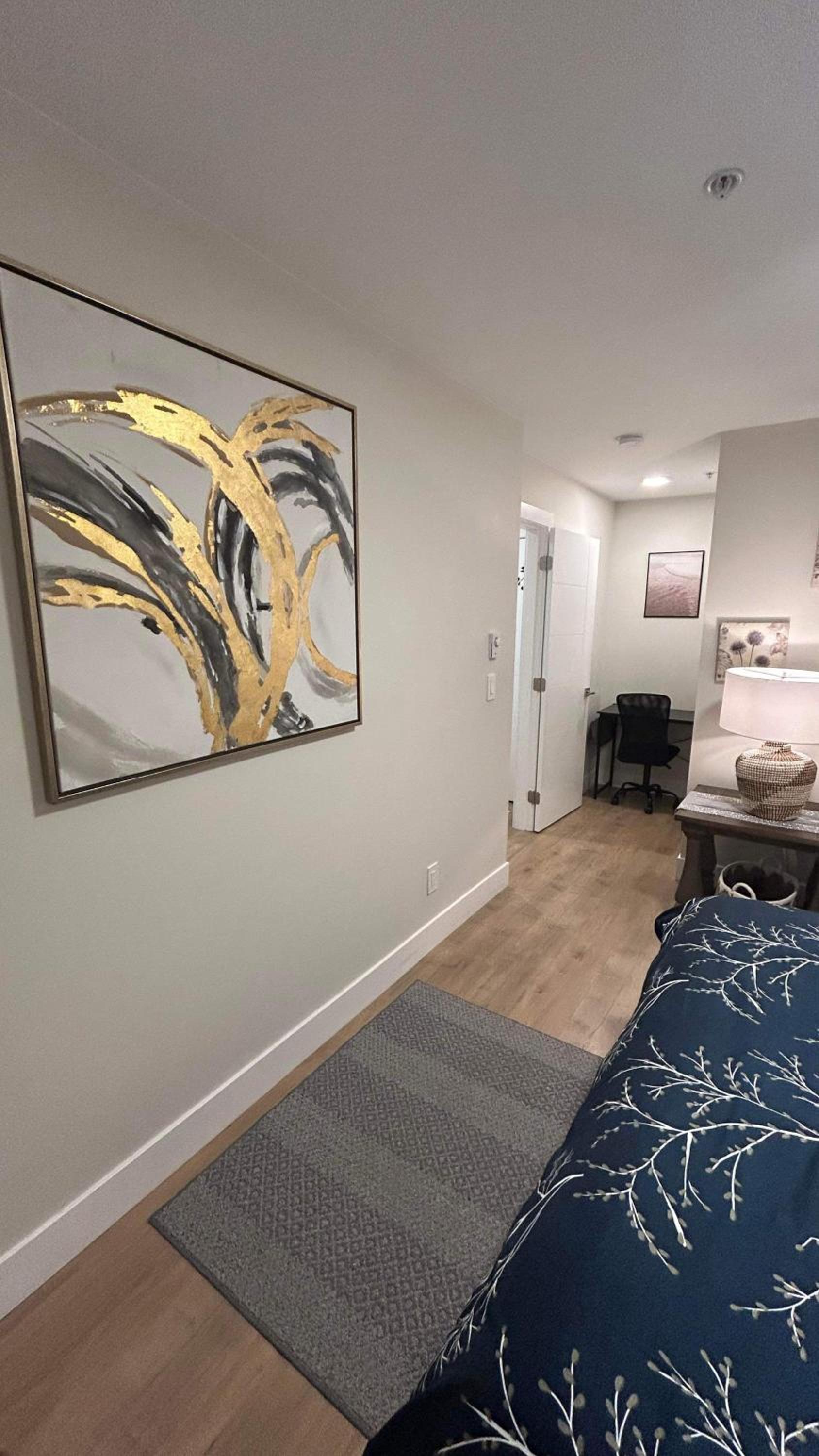 New, Spacious 2 Bedrooms in Downtown With Free Parking!