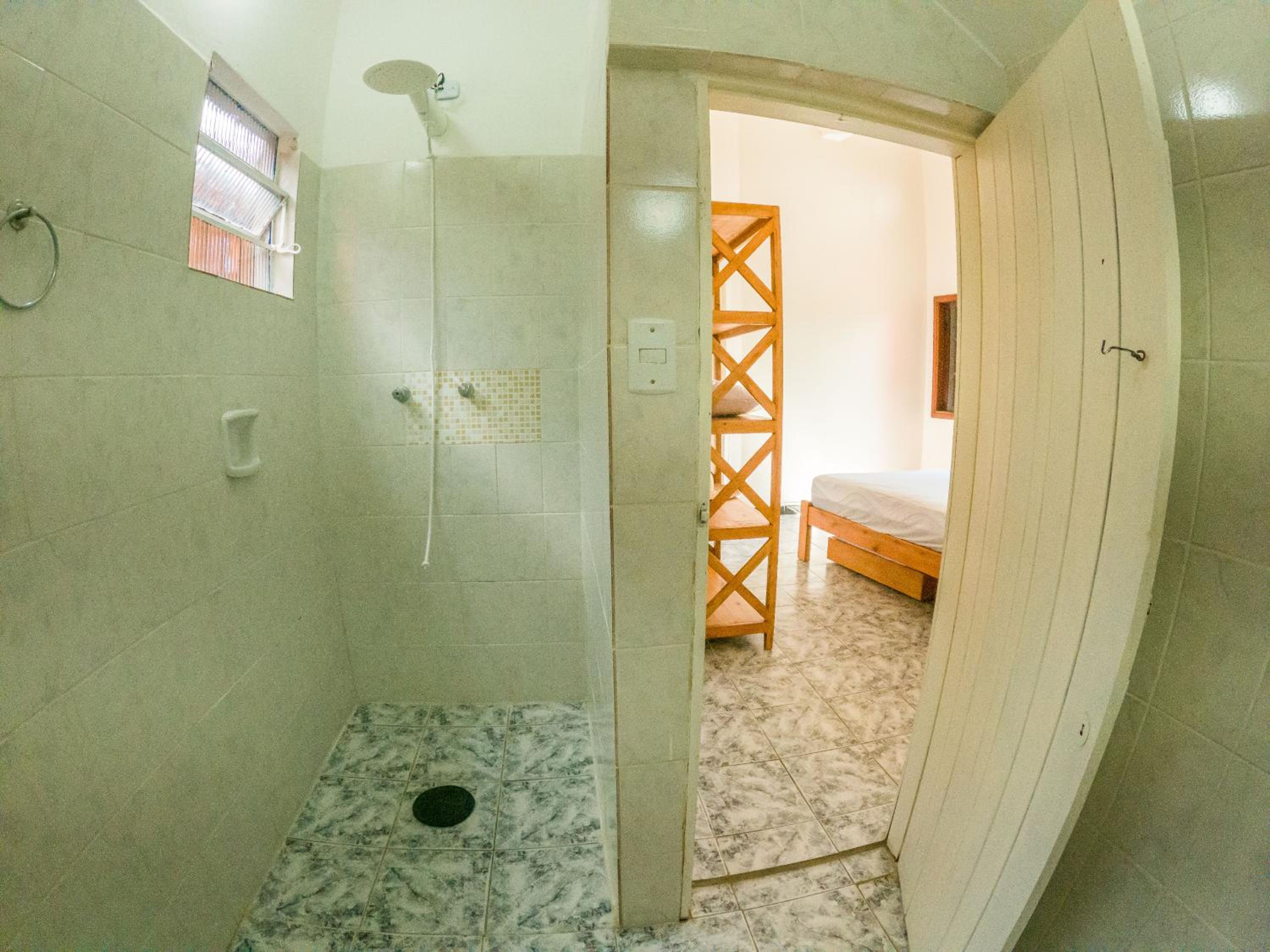 Casa Térrea com Churrasqueira