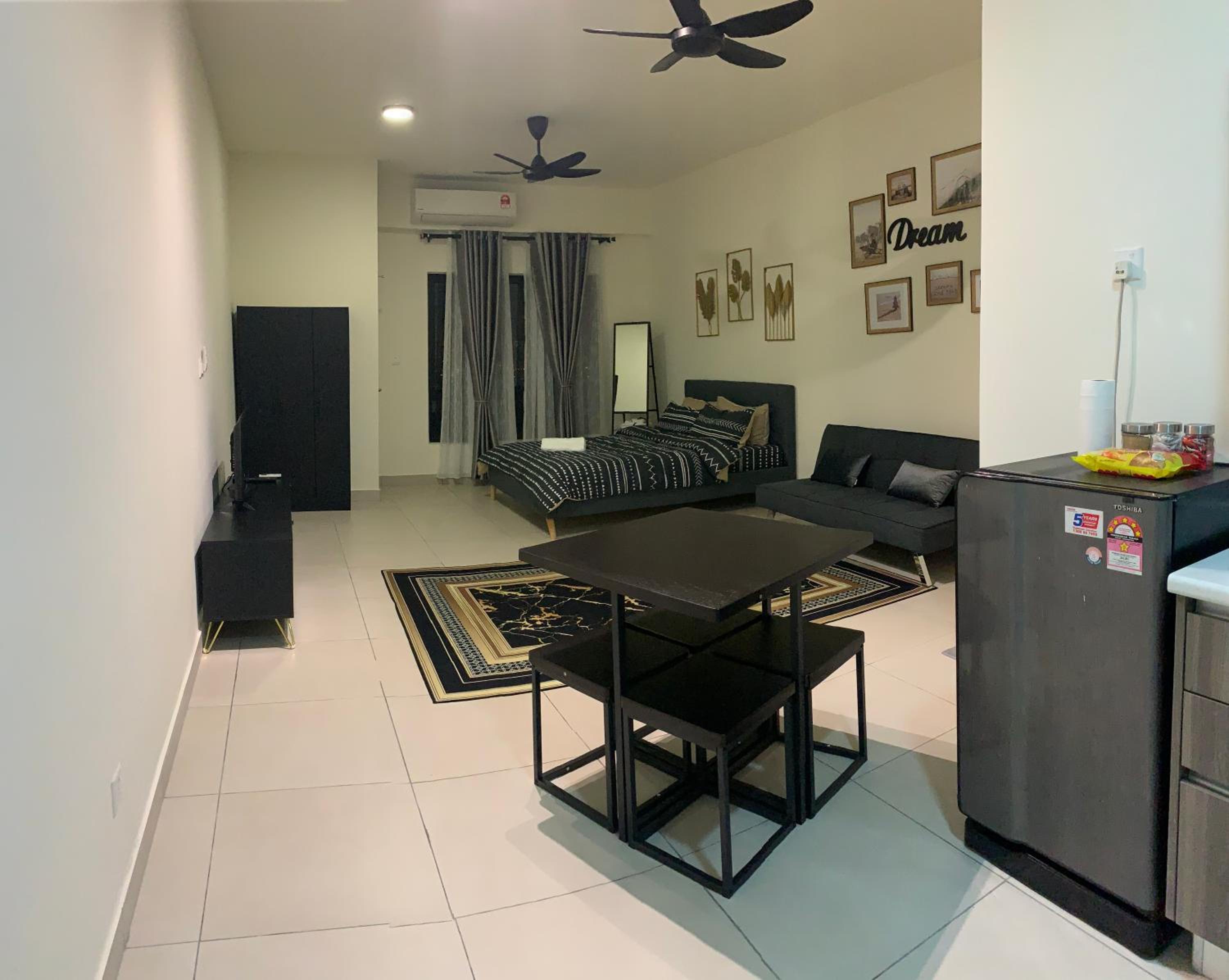 Edusphere Dream Suite photo 5