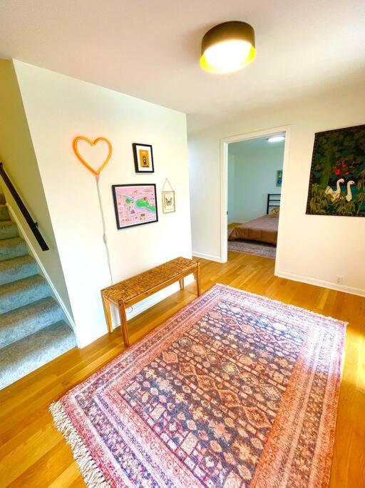 6BR Spacious-Bright-Modern