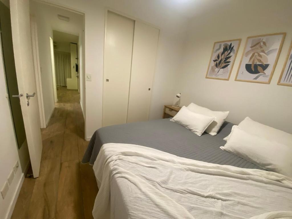 Modern 2 Bedroom Apt at Recoleta