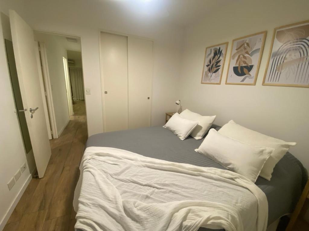 Modern 2 Bedroom Apt at Recoleta