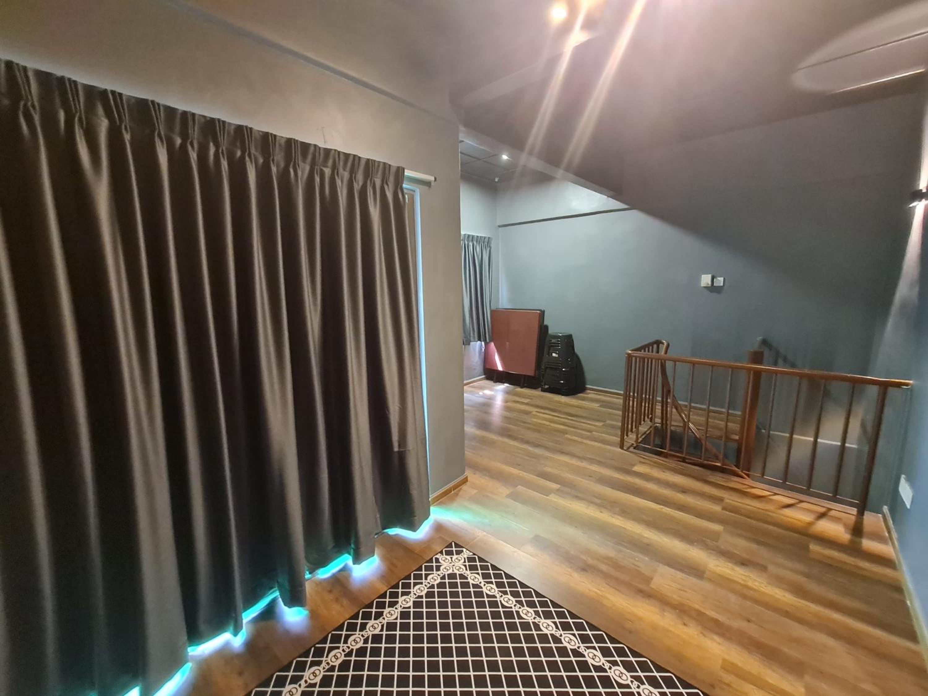 6-13pax, Duplex BBQ front sea view