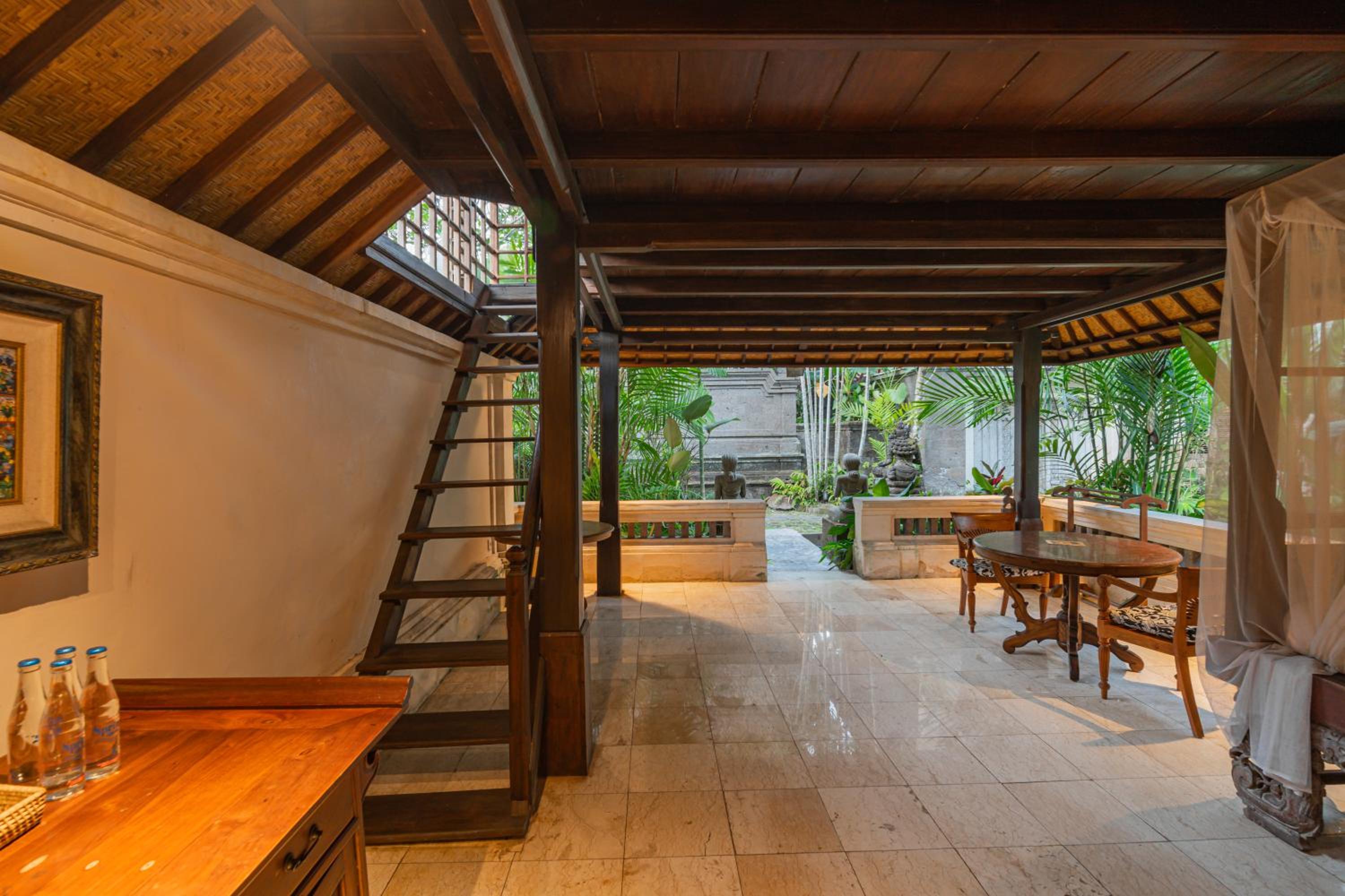 Honeymoon Guesthouse