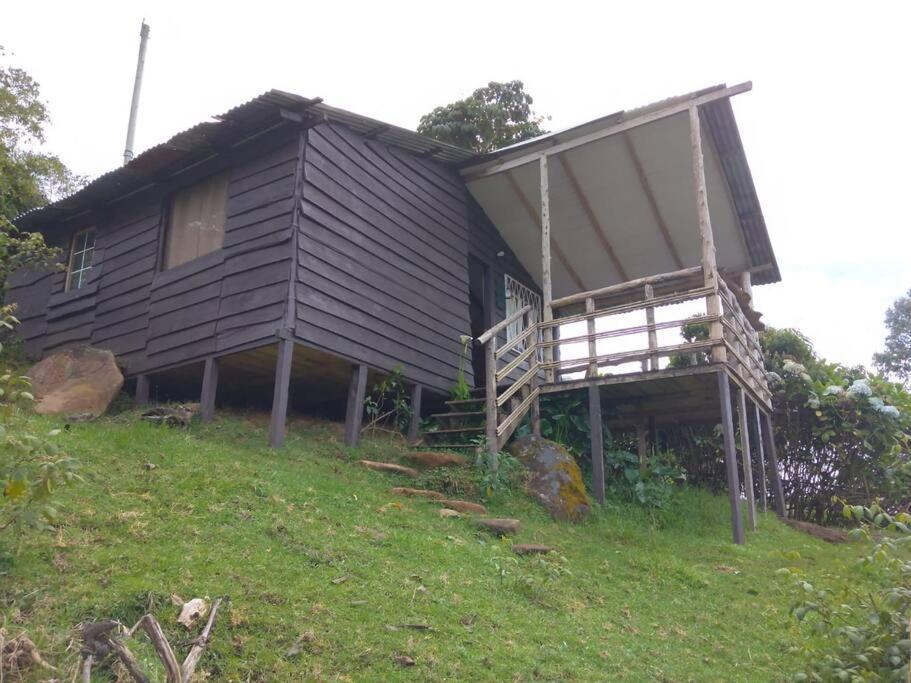 Cabaña Rural de Montaña en La Cima de Dota