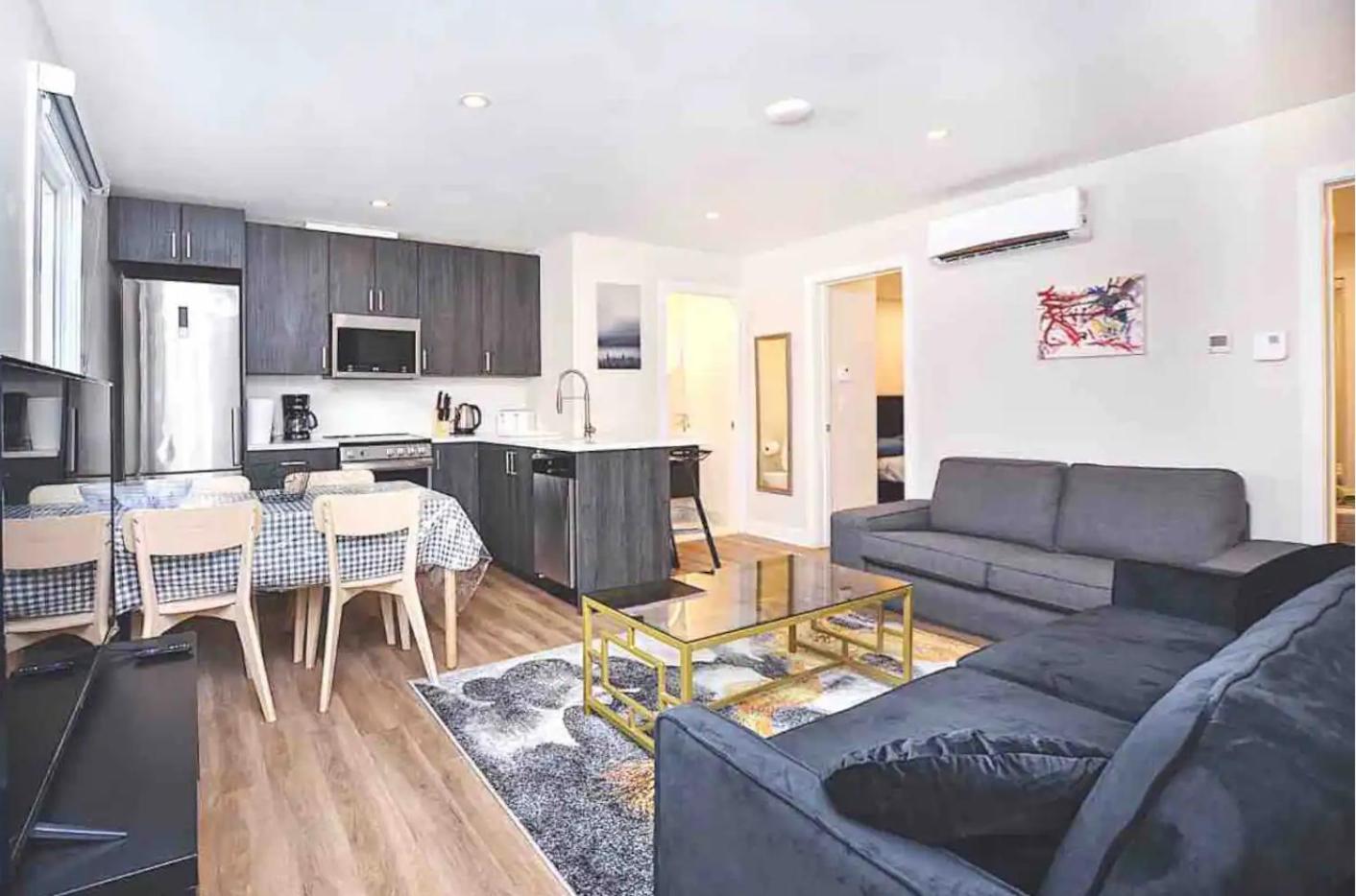 Beautiful 4-BDR in Heart of Plateau Mont-Royal