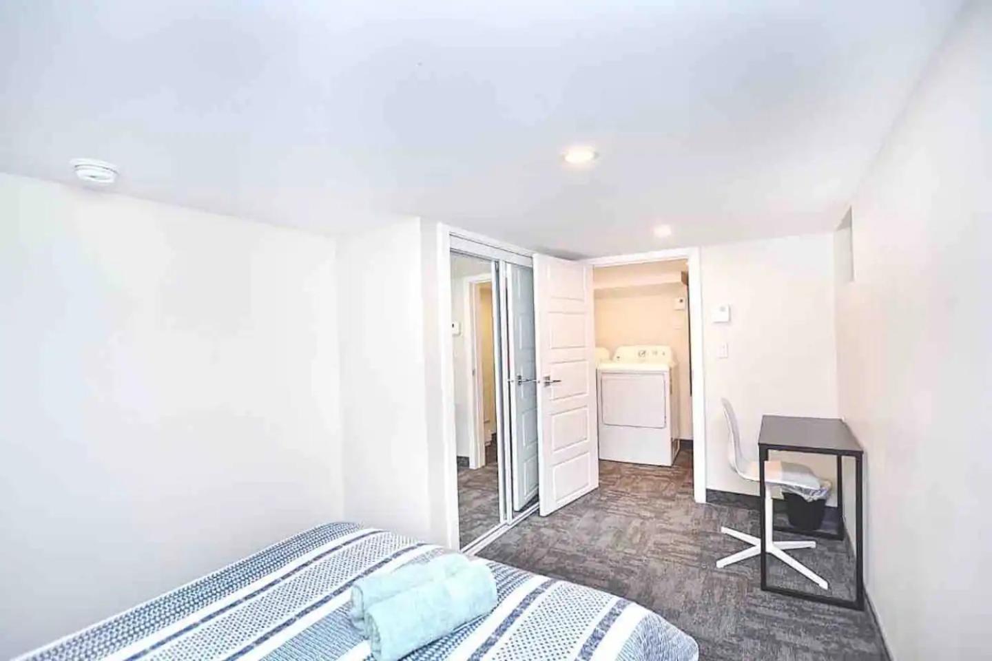 Beautiful 4-BDR in Heart of Plateau Mont-Royal
