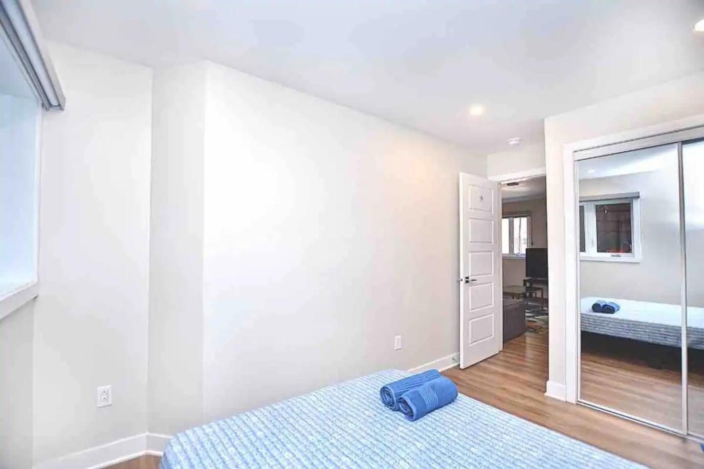 Beautiful 4-BDR in Heart of Plateau Mont-Royal