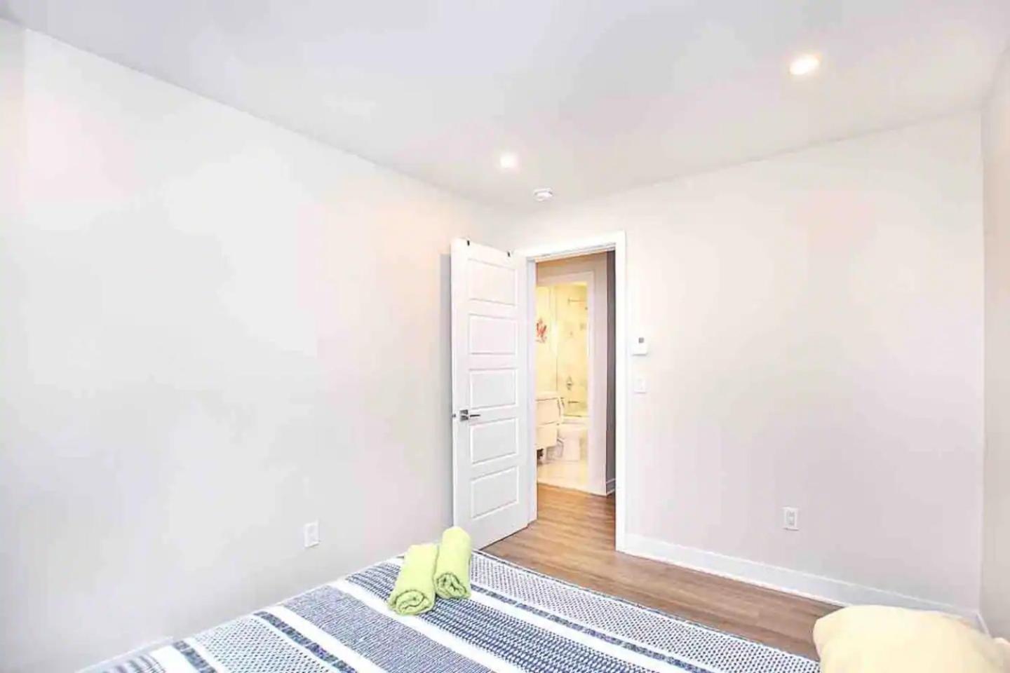 Beautiful 4-BDR in Heart of Plateau Mont-Royal