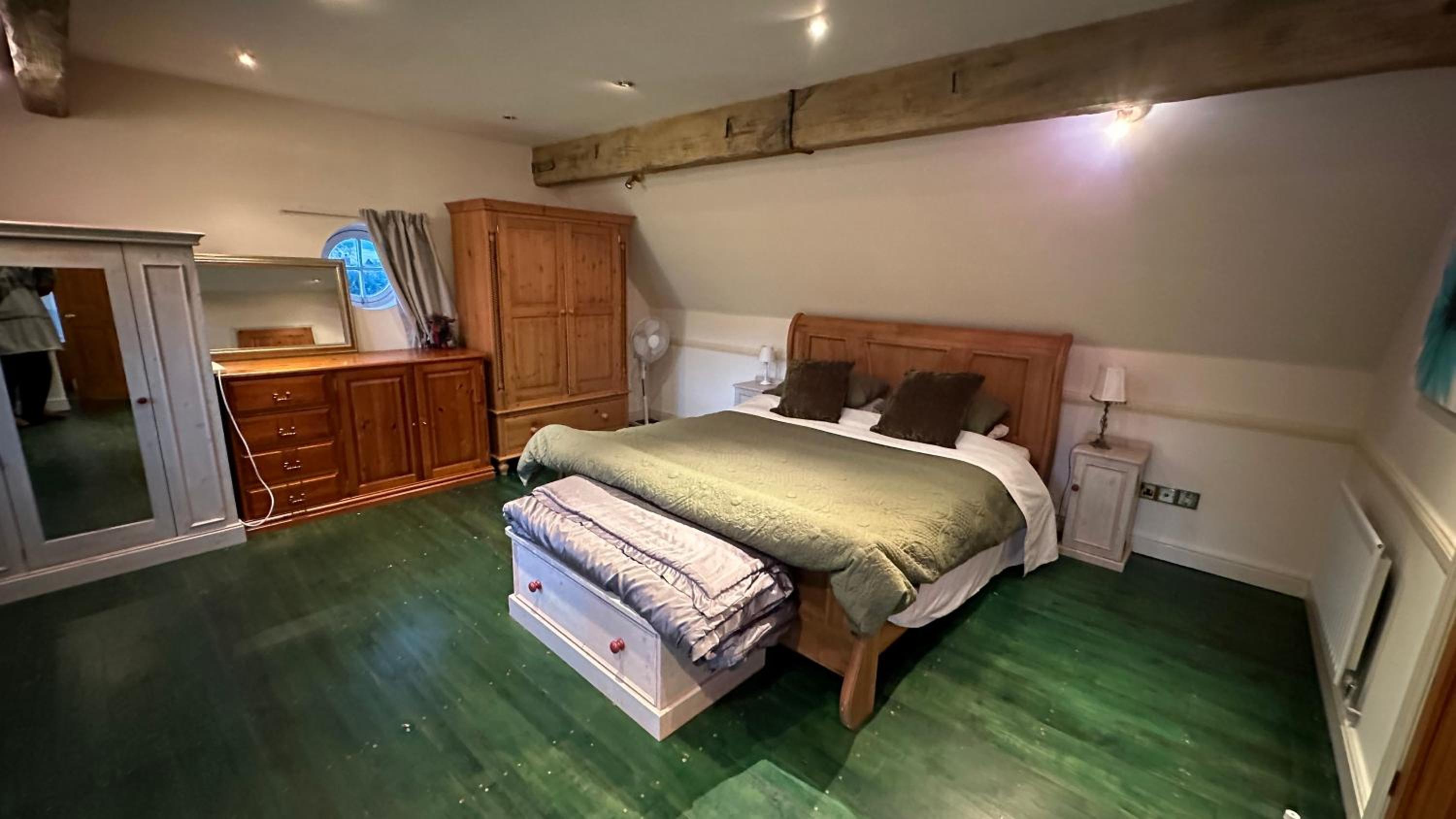 Holly Cottage