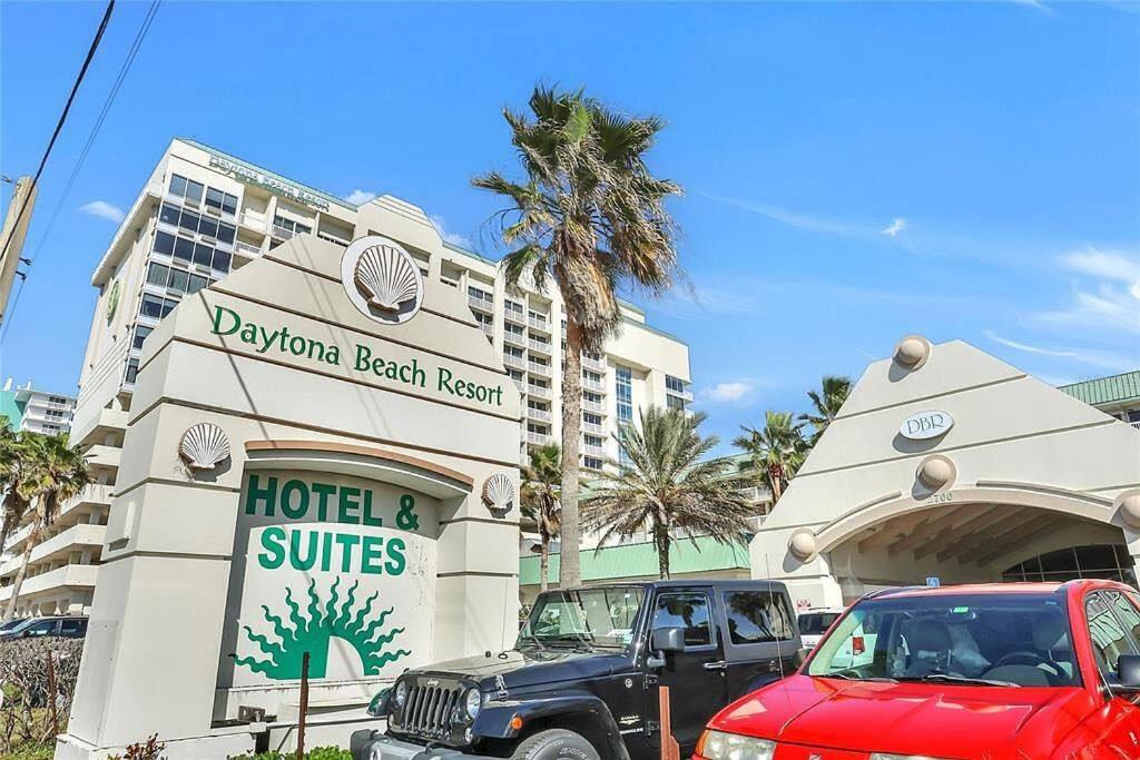 Amazing 1 Bedroom1Bath OCEAN-VIEW Condo view 3