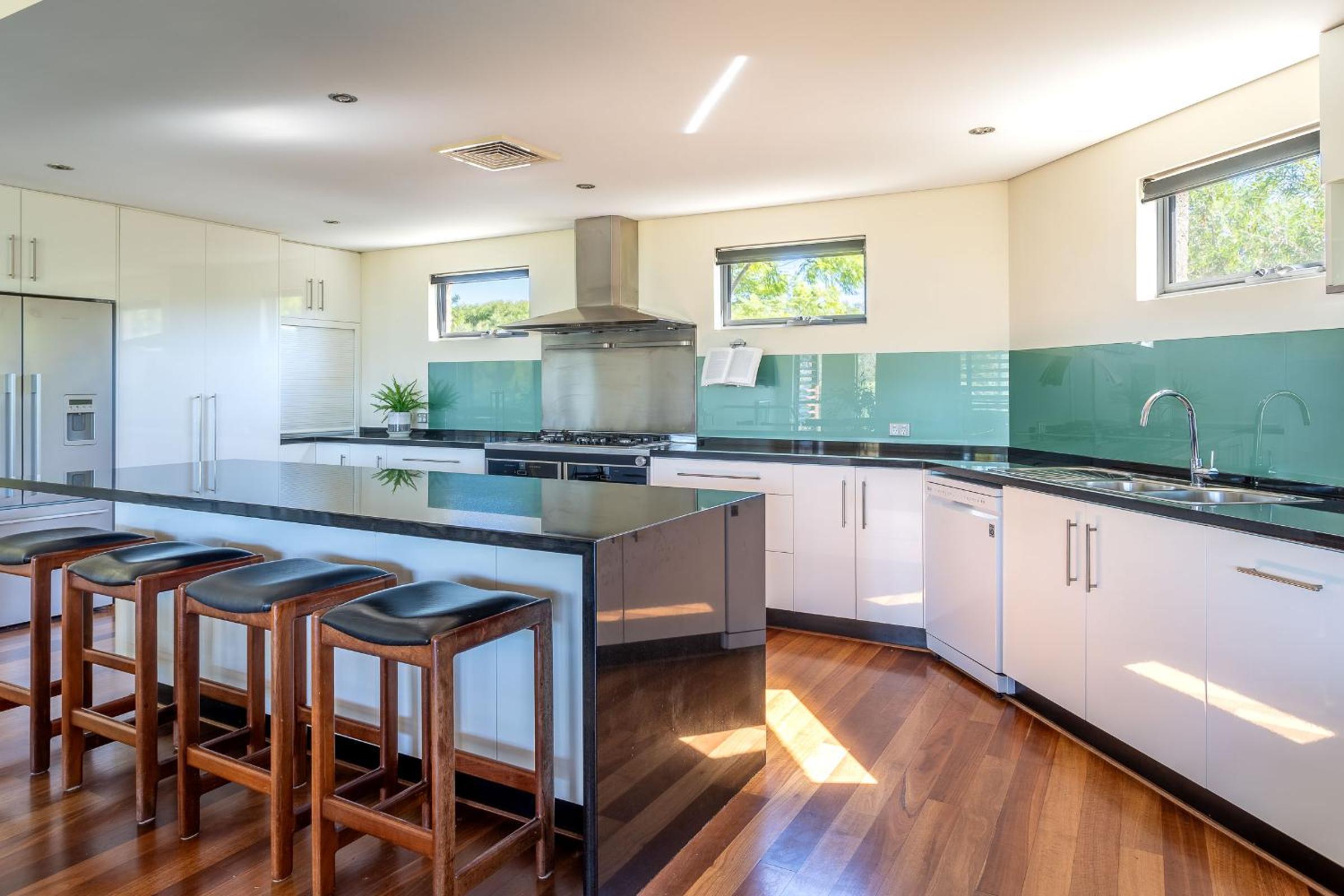 Bay Largo I Private Properties