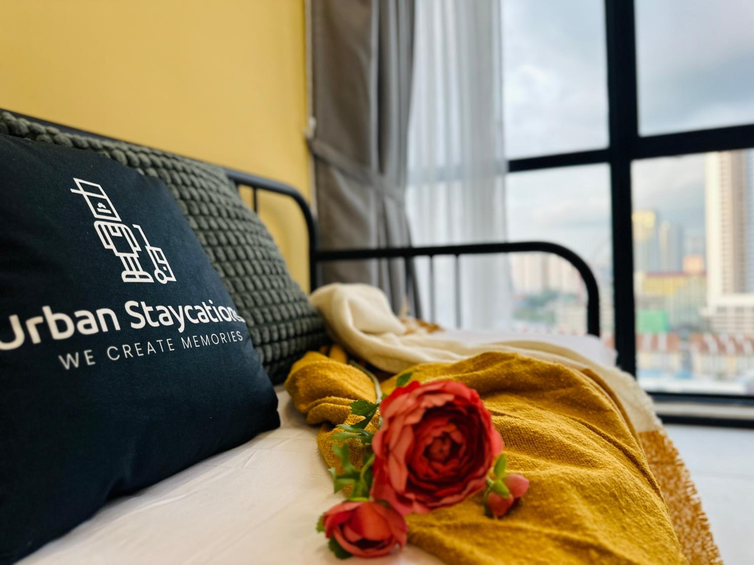Urban Suite Spacious 2 or 3 Bedroom and 2Bathroom at Georgetown by URBAN STAYCATION HENG COSY photo 2
