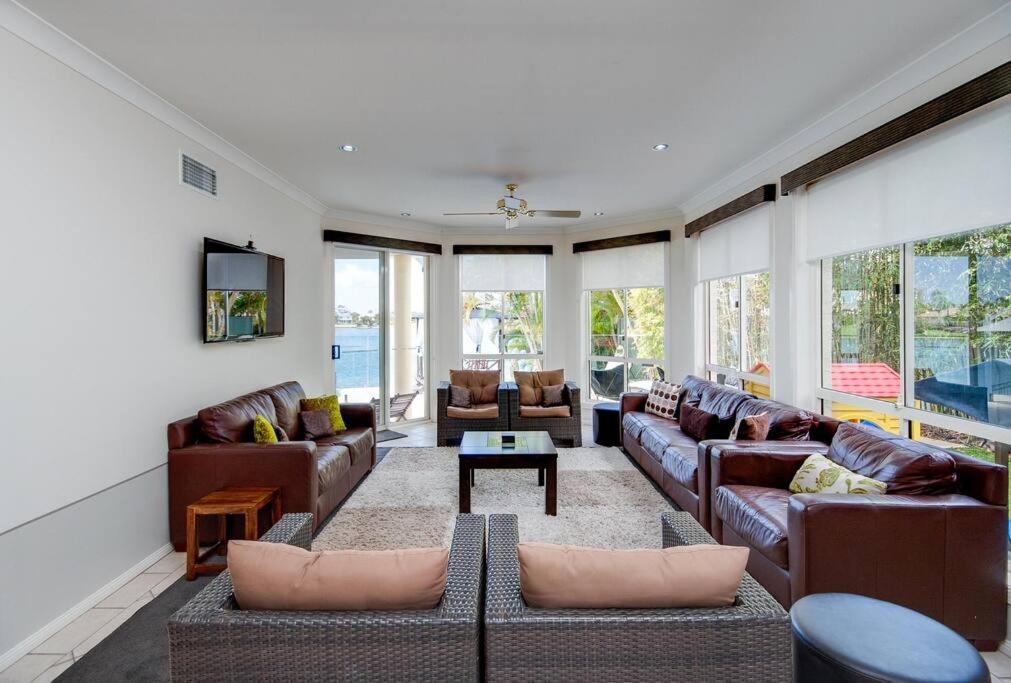 Broadbeach Waterfront - GOLD COAST WINNER!