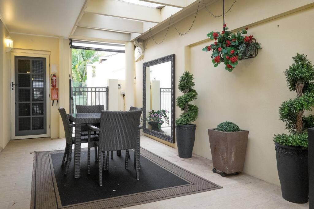 Broadbeach Waterfront - GOLD COAST WINNER!