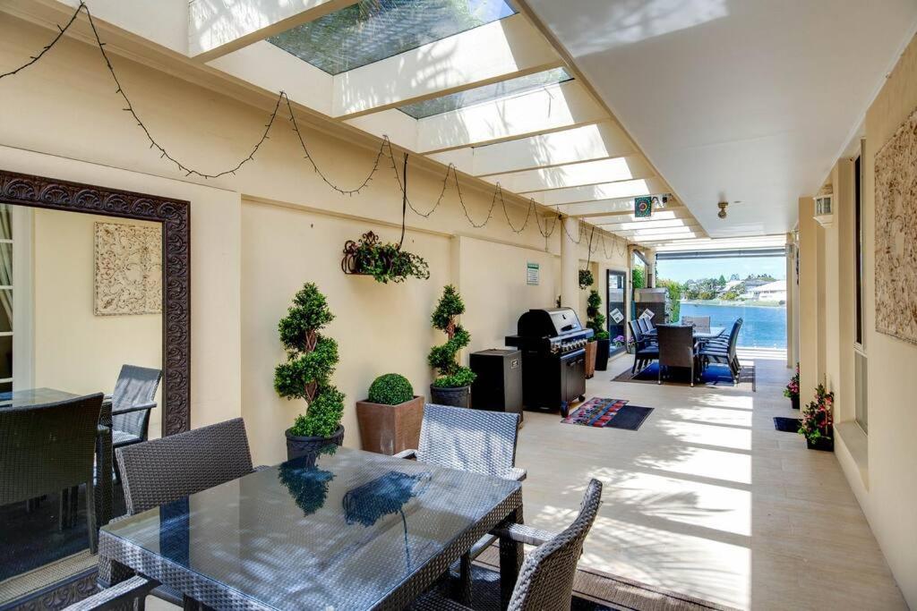 Broadbeach Waterfront - GOLD COAST WINNER!