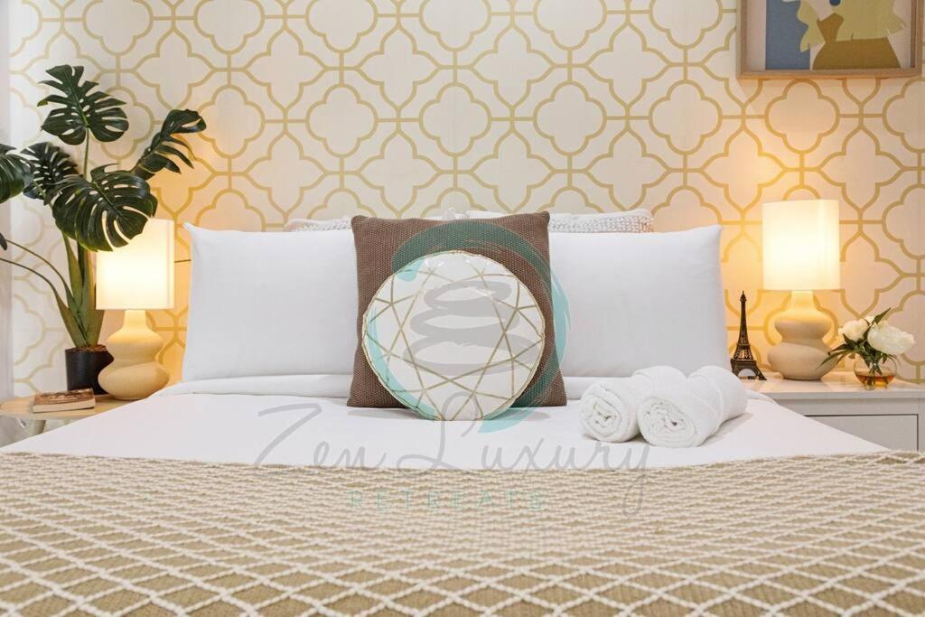 Zenhouse Vista Elegant 5BR Coastal Haven