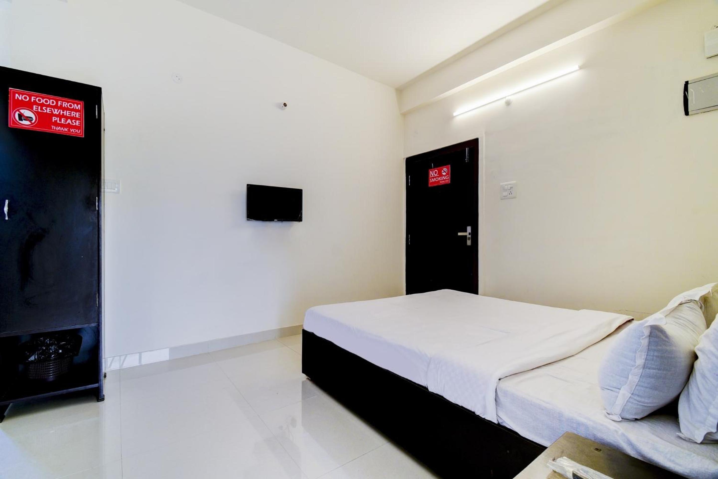 Hotel O Home Cozy Home view 3