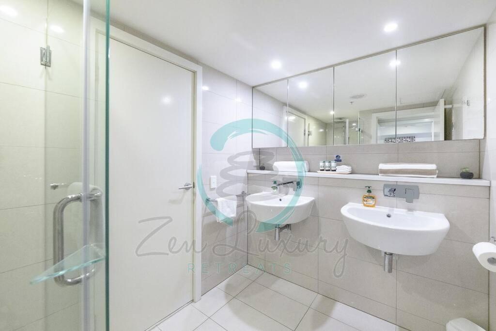 ZEN SUN CITY Cozy 2-BR/2-BA Ocean View Retreat