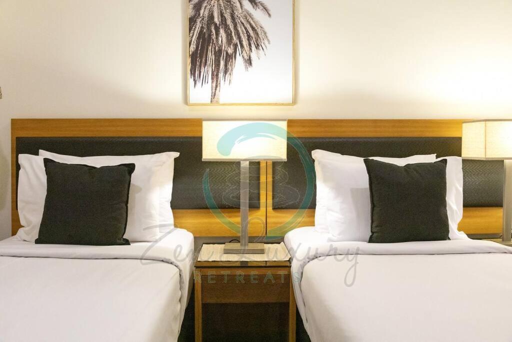 ZEN SUN CITY Cozy 2-BR/2-BA Ocean View Retreat