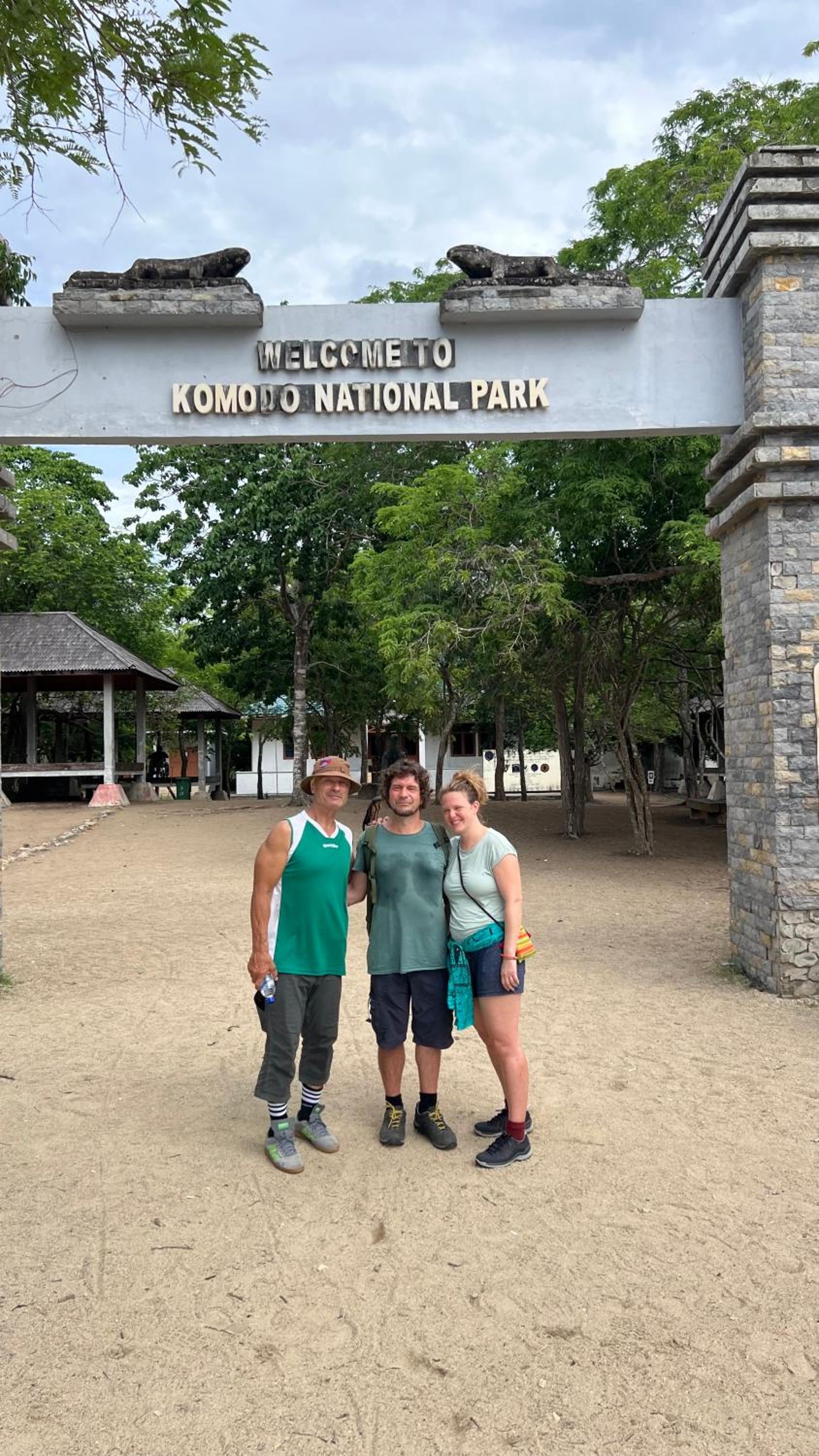 Jhuna Komodo Homestay