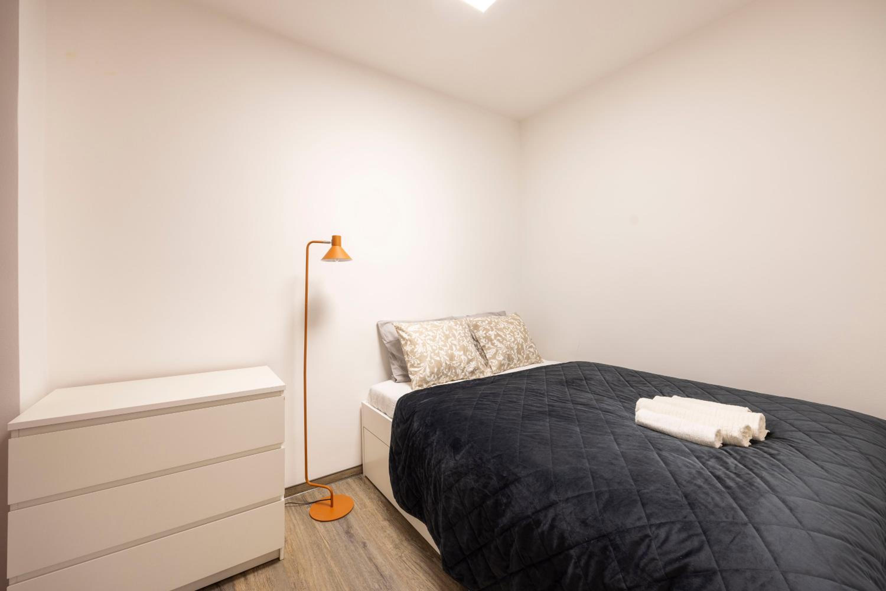 Deluxe Central Elizabeth Residence w/ 4BEDRM, 2BATHRM, 1LVNGRM view 4