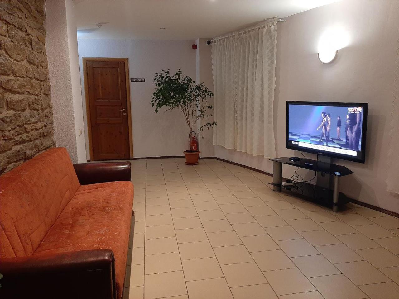 Rooms near the station