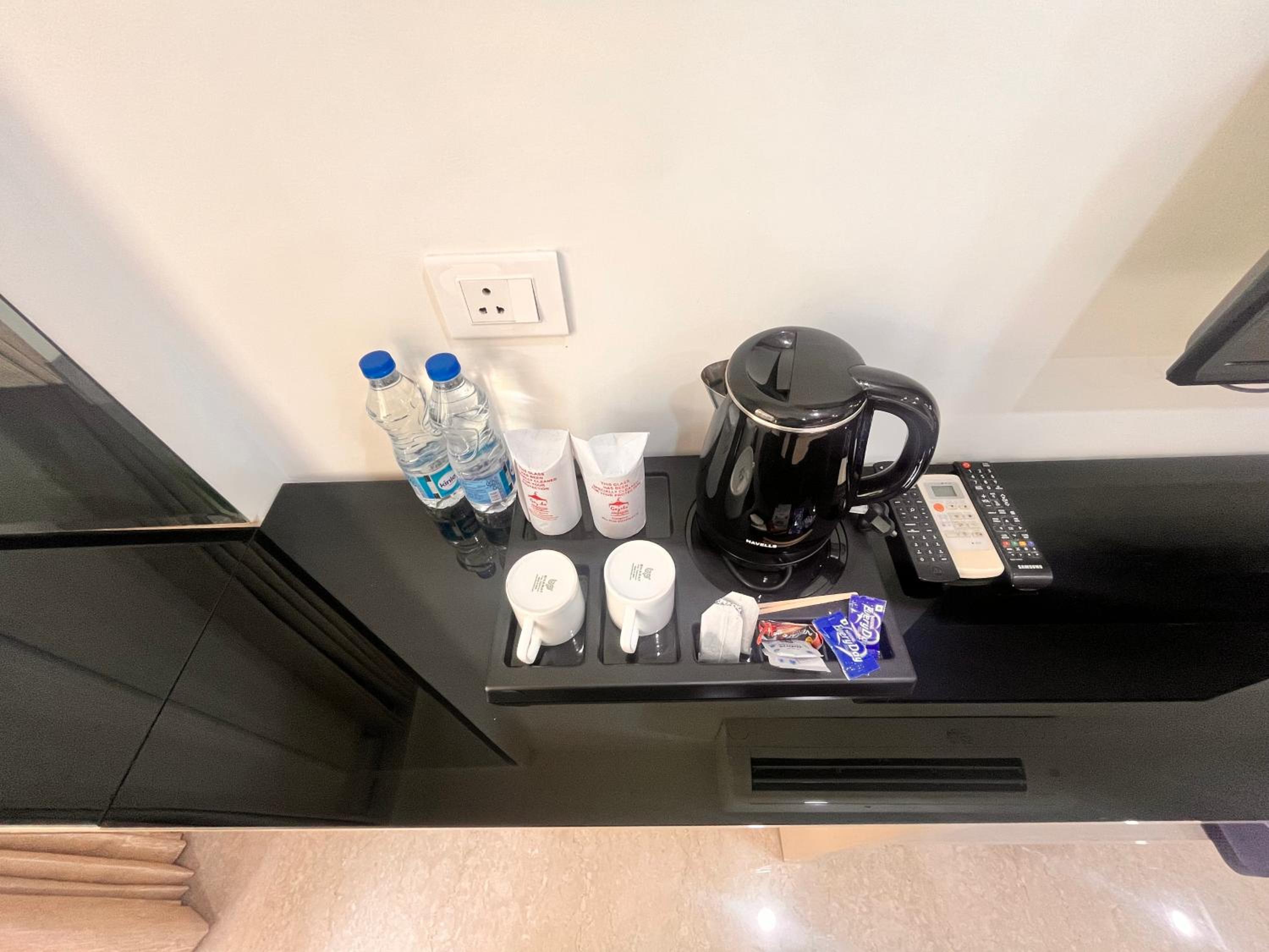 Gazebo Inn & Suites Medanta