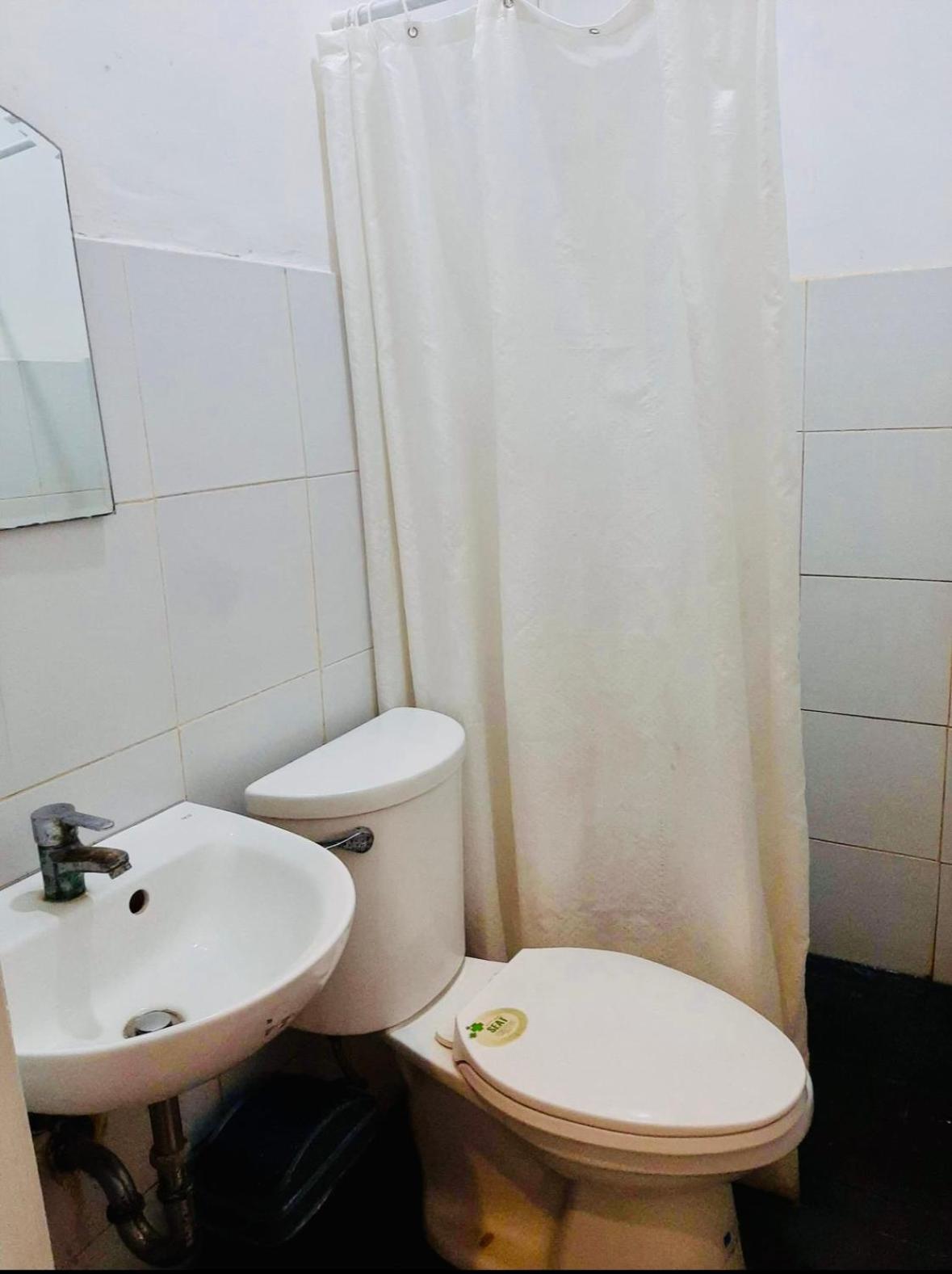 Hometown Hotel - Lacson Bacolod