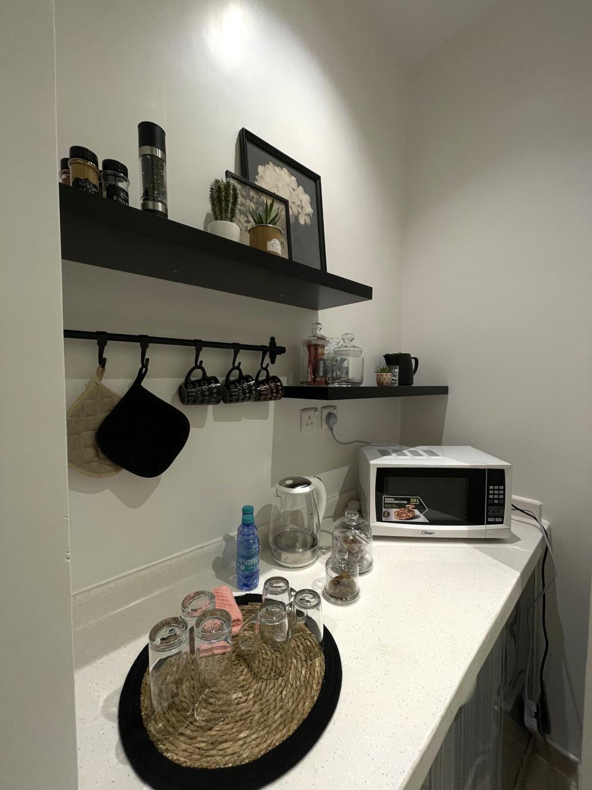 Business 1 Bedroom Apartment North Riyadh, Almalqa