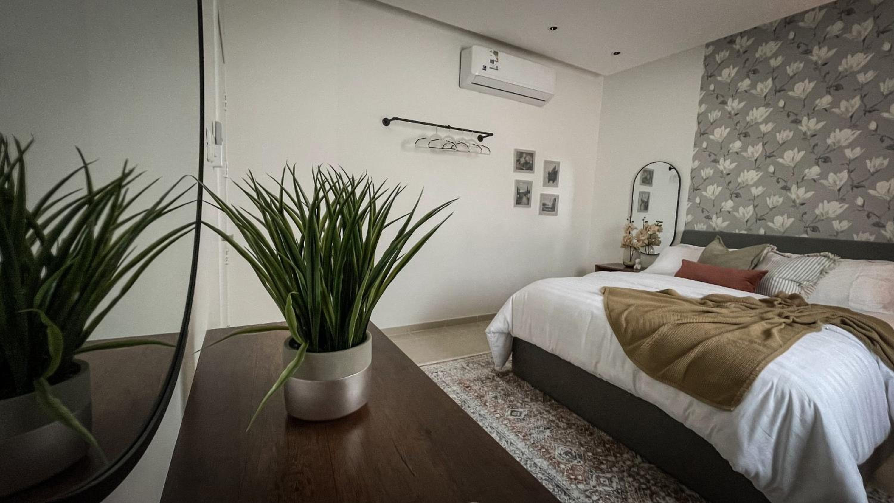 Business 1 Bedroom Apartment North Riyadh, Almalqa