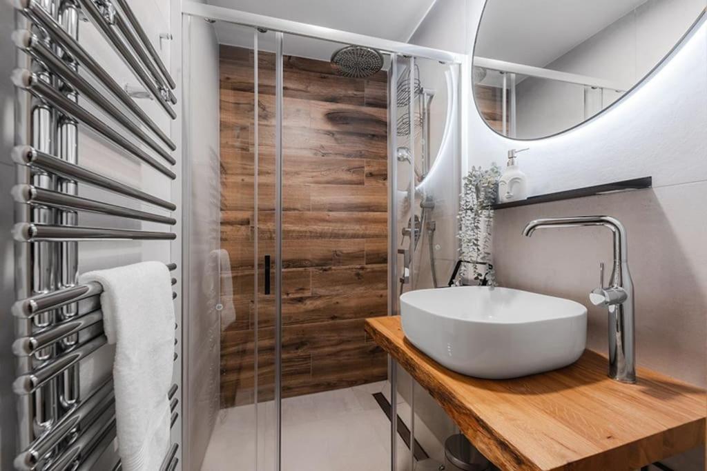 DeLuxe apartmán s terasou Janské Lázně 3 Ski&Bike by AlkaTravel