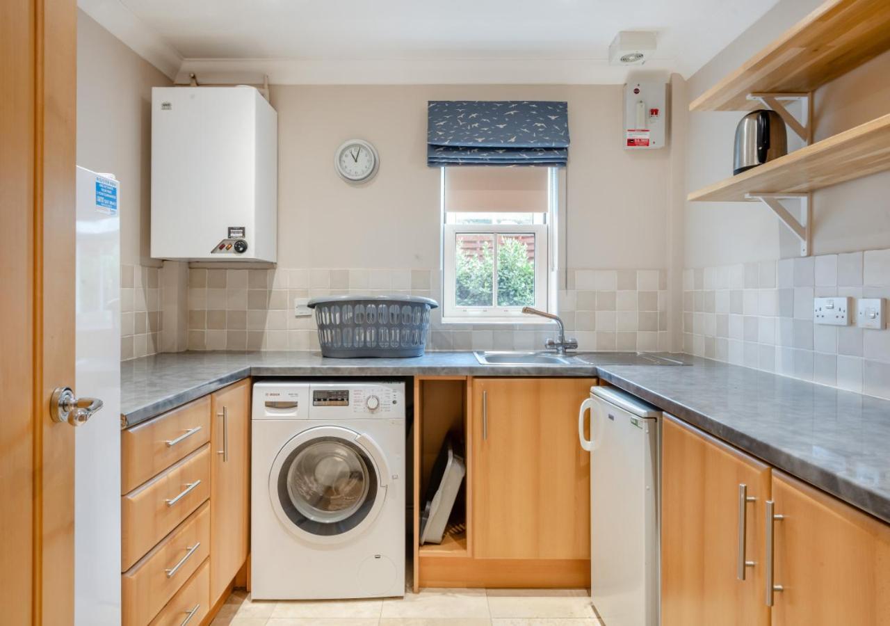 4 Bed in Thornham oc-888