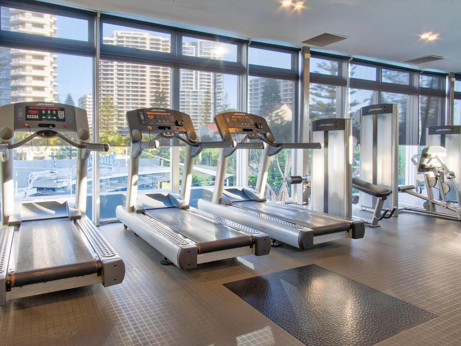 Hinterland Views! - Q Tower Apartments - From Level 3 - Self Contained & Privately Managed - Wow Stay