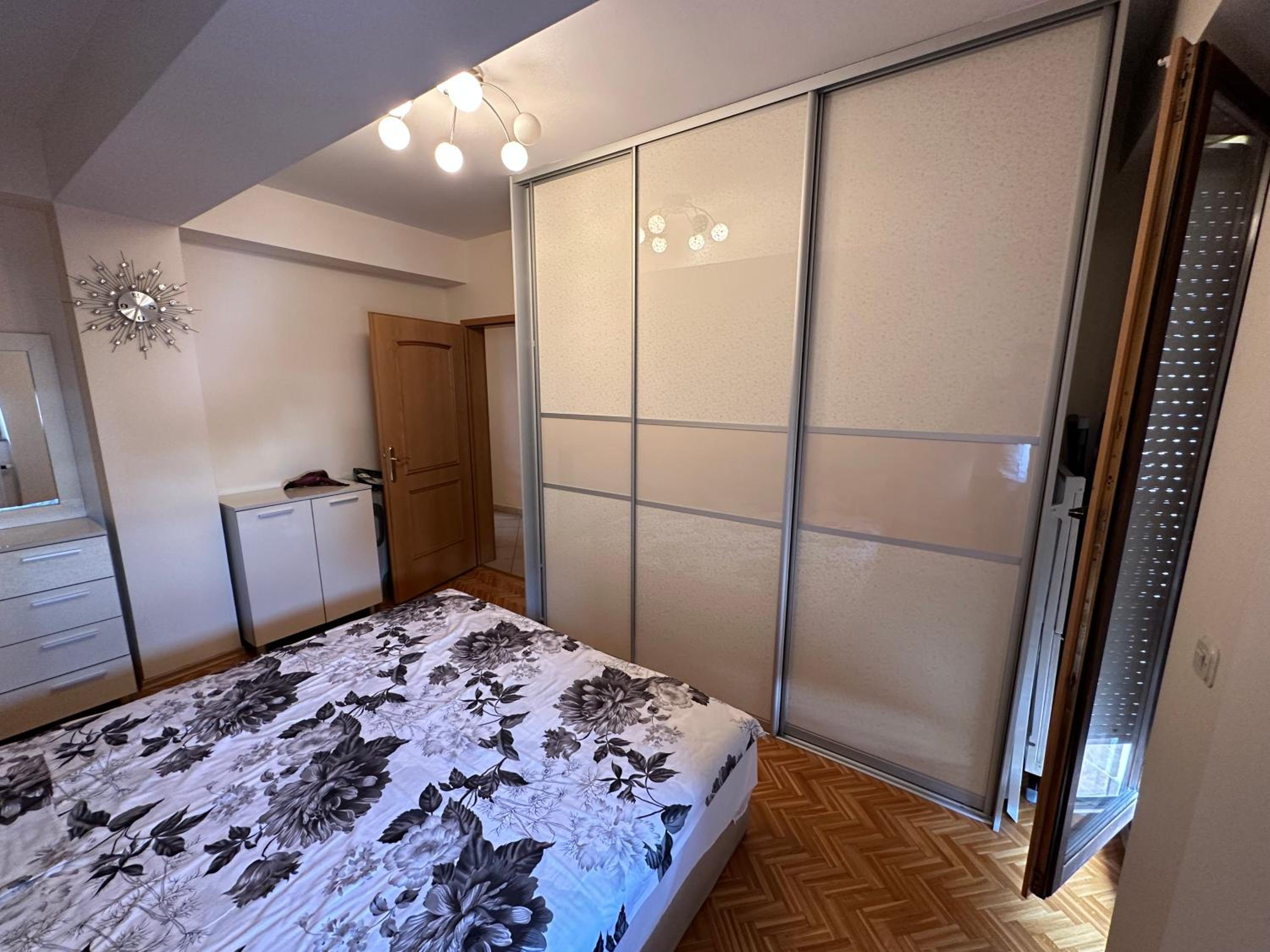 cvetkovski apartment view 2