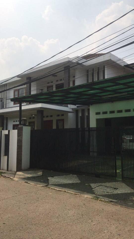 Cozy house in Pekayon, Bekasi view 2