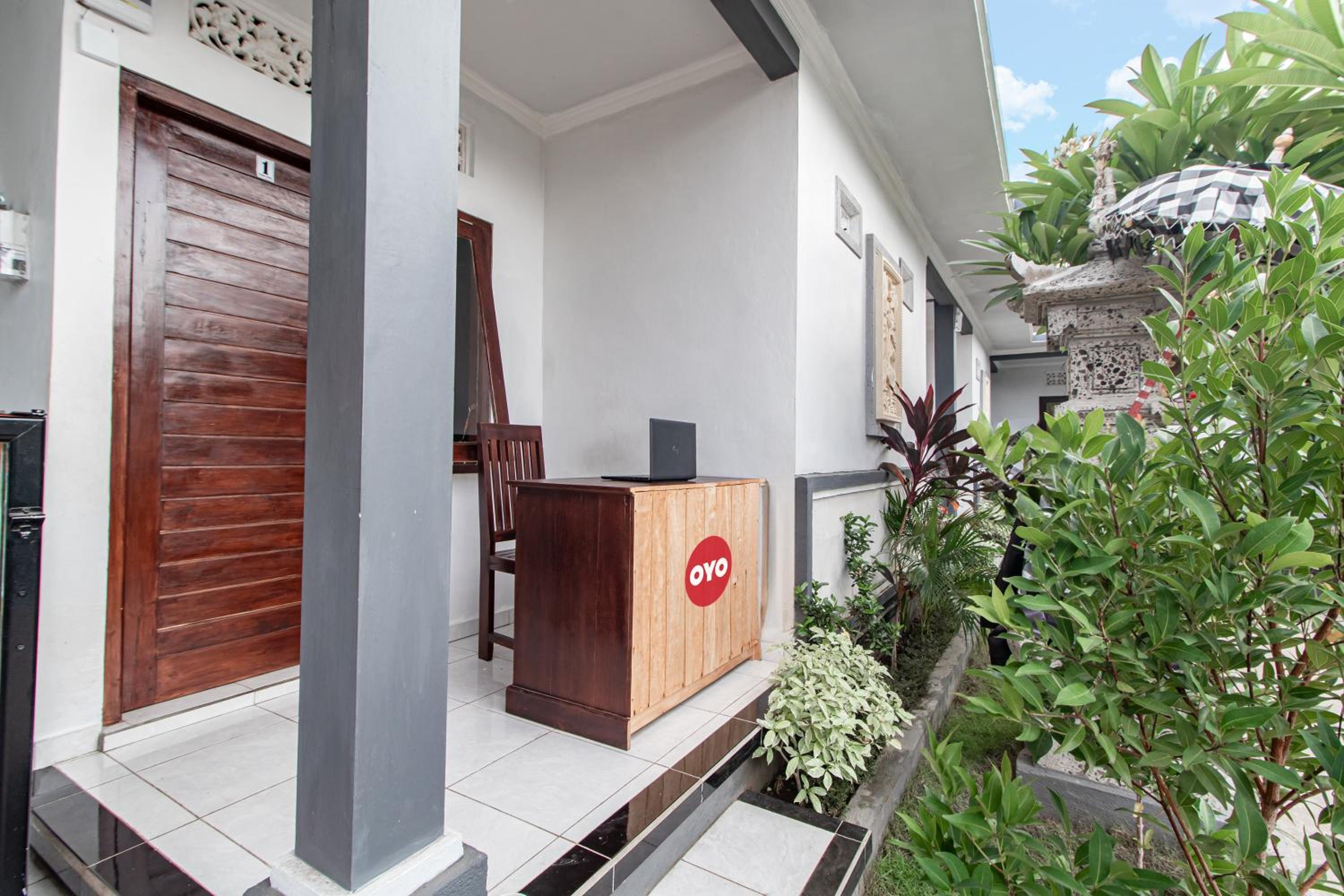 OYO 93482 Penginapan Tenang Lovina view 4