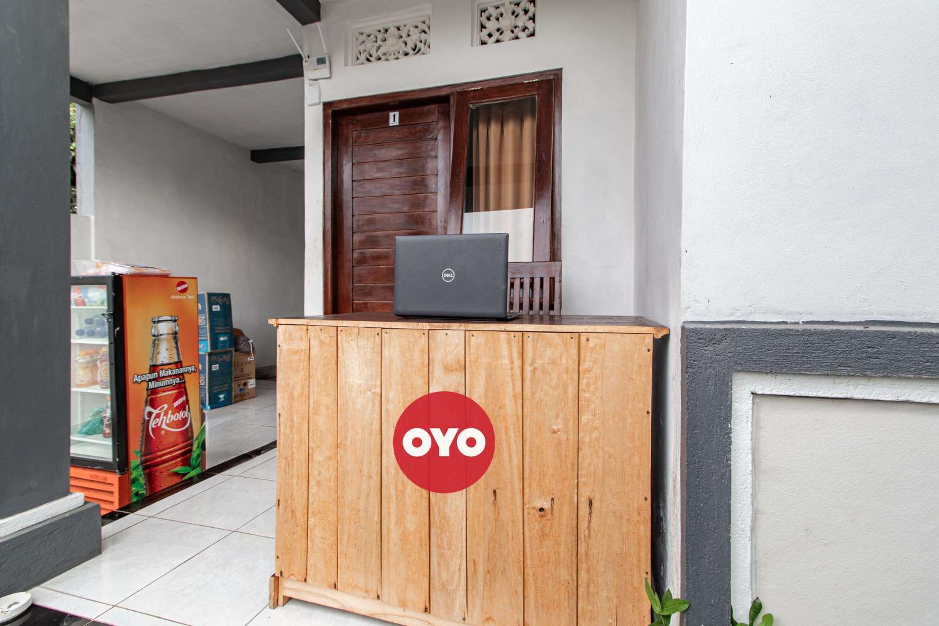 OYO 93482 Penginapan Tenang Lovina view 2